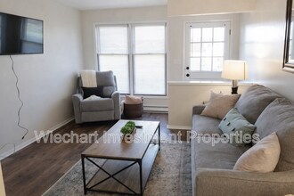 2586 E Bluelick Rd in Lima, OH - Building Photo - Building Photo