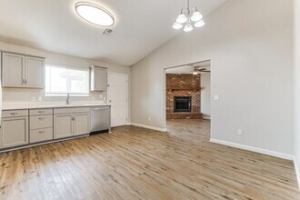 9365 E Adobe Rd in Mesa, AZ - Building Photo - Building Photo
