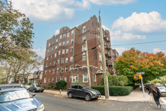 100 Avenue P in Brooklyn, NY - Building Photo - Building Photo