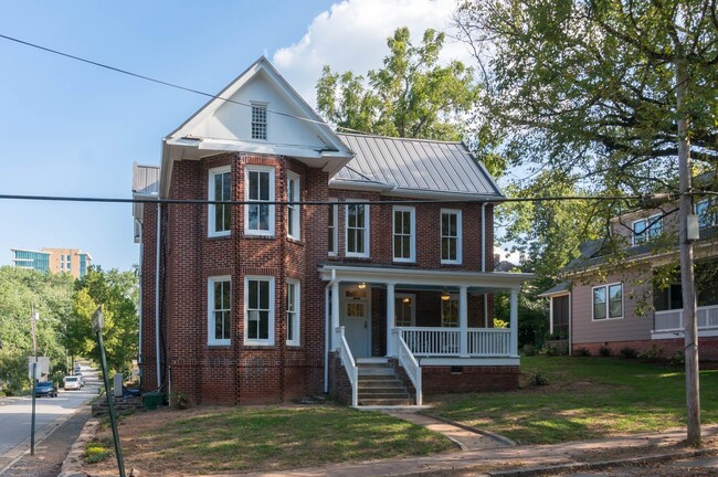 15 Bearden Ave in Asheville, NC - Building Photo - Building Photo