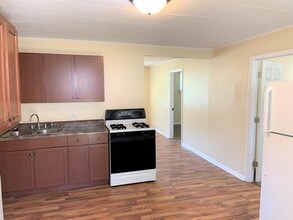 29819 Meadow Dr, Unit 29819 Meadow Dr in Burlington, WI - Building Photo - Building Photo