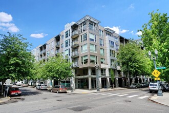 1125 NW 9th Ave in Portland, OR - Building Photo - Building Photo