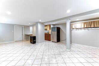 1739 N Rockwell St in Chicago, IL - Building Photo - Building Photo