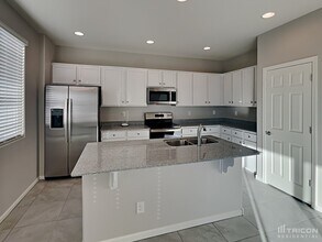 8633 E Posada Ave in Mesa, AZ - Building Photo - Building Photo