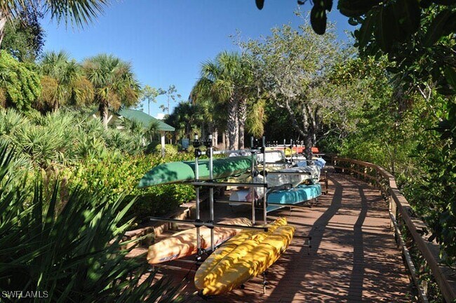 4875 Pelican Colony Blvd