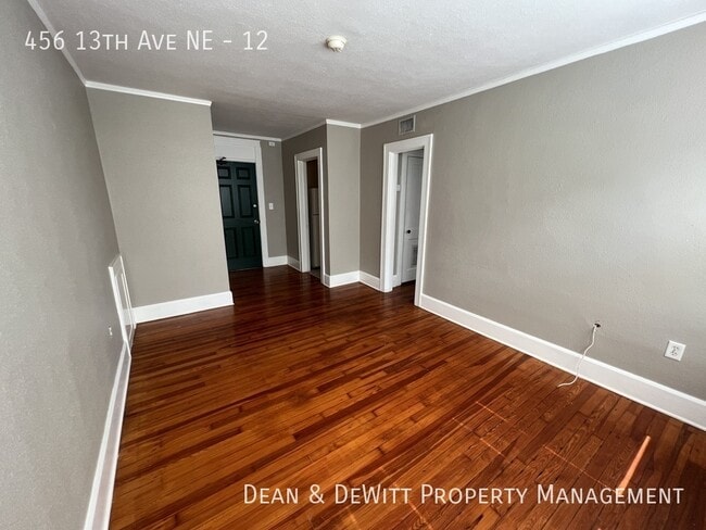 456 13th Ave NE in St. Petersburg, FL - Building Photo - Building Photo