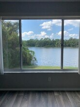 12350 Berkeley Square Dr in Tampa, FL - Building Photo - Building Photo