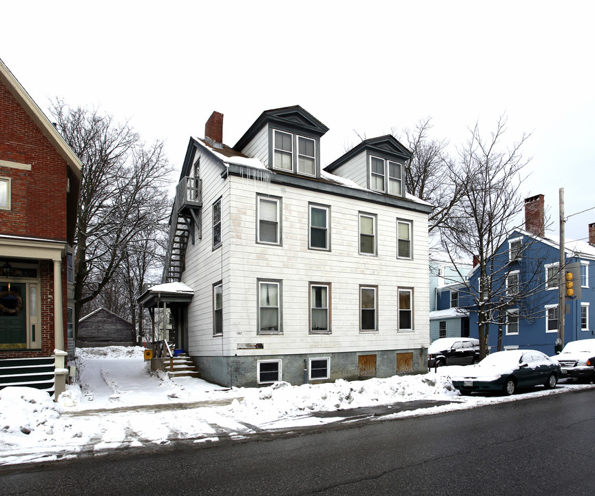 197 Spring St in Portland, ME - Foto de edificio