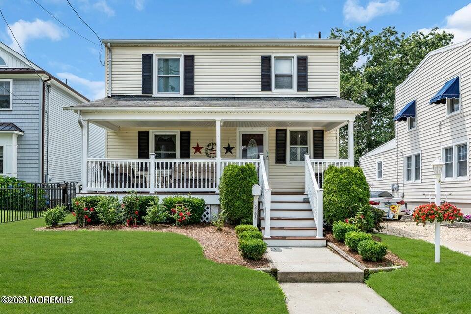 502 Corlies Ave in Allenhurst, NJ - Building Photo