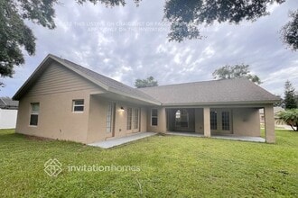 1571 Parkglen Cir in Apopka, FL - Foto de edificio - Building Photo