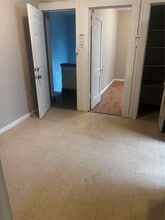 5043 Alaska Ave in St. Louis, MO - Foto de edificio - Building Photo