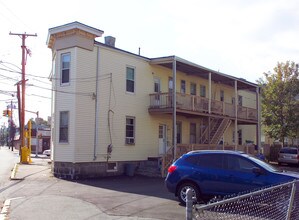 132-136 Main St in Quincy, MA - Building Photo - Building Photo