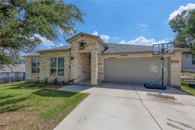 property at 19903 Lincoln Cove