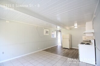 4215 E Sewaha St in Tampa, FL - Building Photo - Building Photo