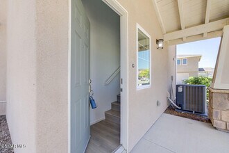 3997 Savannah Ln in Piru, CA - Building Photo - Building Photo