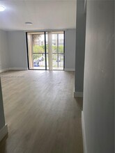 8615 NW 8th St in Miami, FL - Building Photo - Building Photo