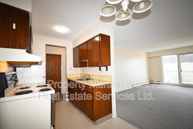 property at 879 Johnson St