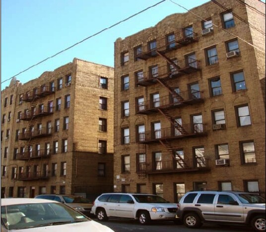 2816-2818 Heath Ave in Bronx, NY - Building Photo