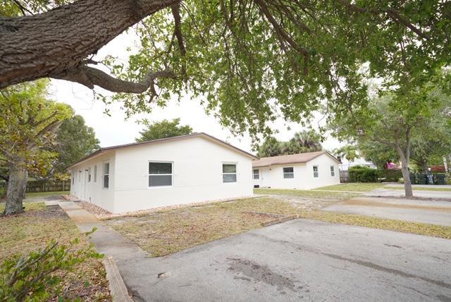 12th Street Duplexes  (2 buildings 4 units) in Delray Beach, FL - Building Photo