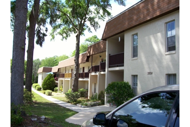 Regency Apartments in Ocala, FL - Building Photo - Building Photo