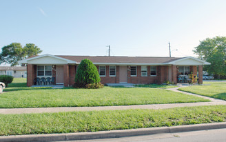 602-606 Barbara Jenkins St Apartments