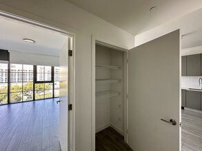 243 NW 30th St, Unit A4 in Miami, FL - Building Photo - Building Photo