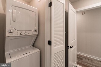 644 N 38th St in Philadelphia, PA - Building Photo - Building Photo