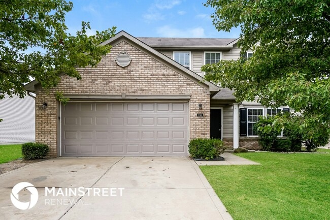 property at 2146 Rosswood Blvd