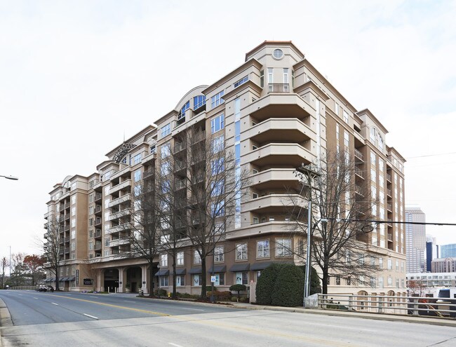 Camden Grandview in Charlotte, NC - Foto de edificio - Building Photo