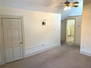 113 Prospect Hill St in Newport, RI - Foto de edificio - Building Photo