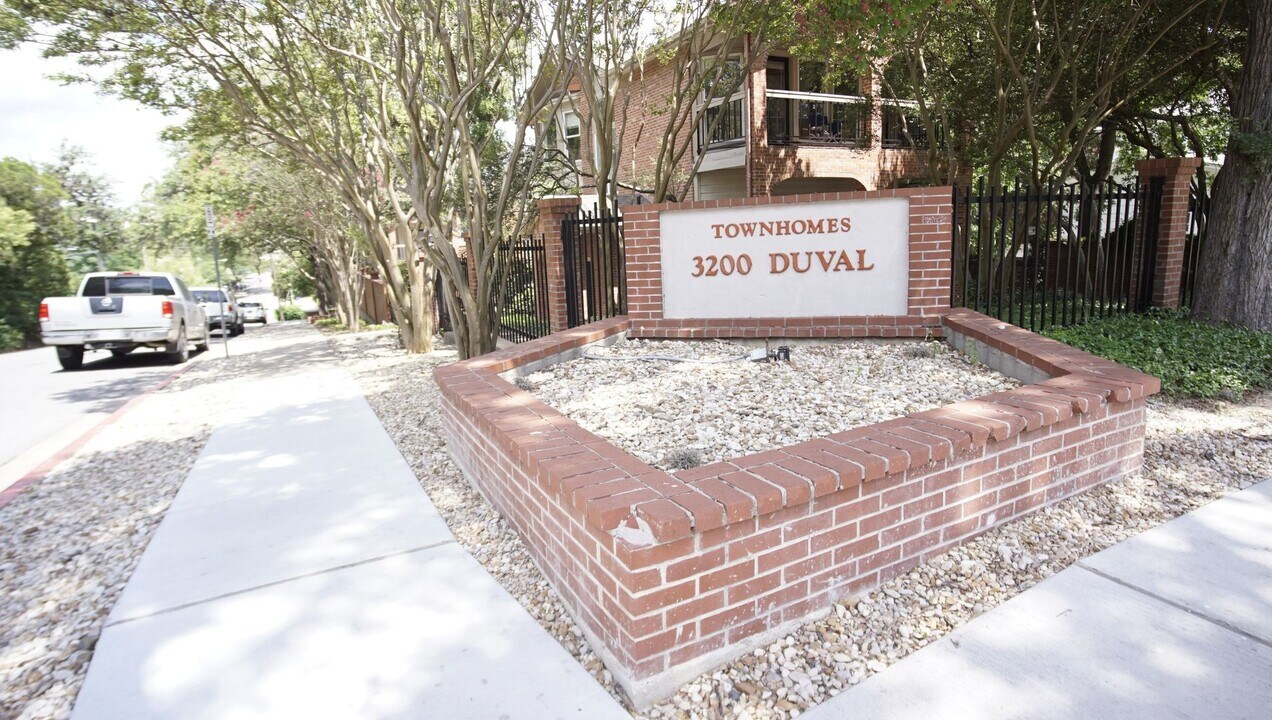 3200 Duval St in Austin, TX - Foto de edificio