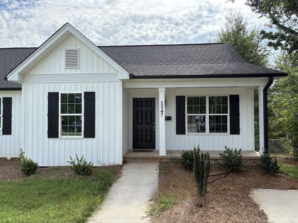 1547 Ebert St in Winston-Salem, NC - Building Photo