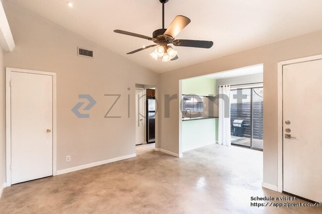 2903 Parker Ln in Austin, TX - Building Photo - Building Photo