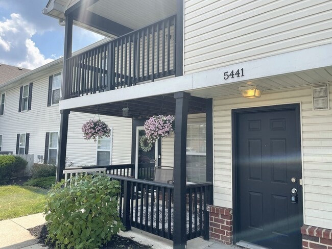 5441 Cedar Springs in Columbus, OH - Building Photo - Building Photo