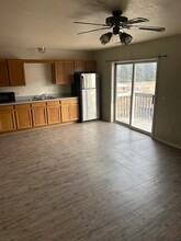 107 N 1st St, Unit 2 in Panora, IA - Building Photo - Building Photo