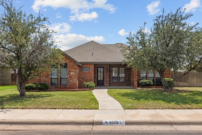 property at 5009 Woodhollow Dr