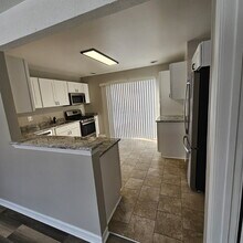 26391 Academy St in Roseville, MI - Building Photo - Building Photo