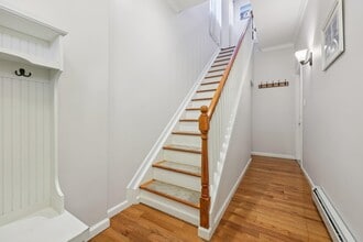 239 Desoto Pl in Cliffside Park, NJ - Building Photo - Building Photo