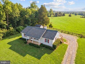 11576 Walters Rd in Orange, VA - Building Photo - Building Photo