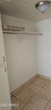581 S California St in Chandler, AZ - Building Photo - Building Photo