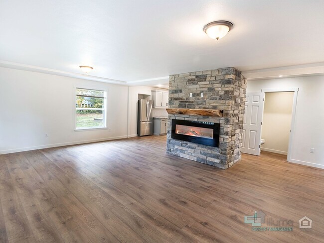 23170 SW Boones Ferry Rd in Tualatin, OR - Building Photo - Building Photo