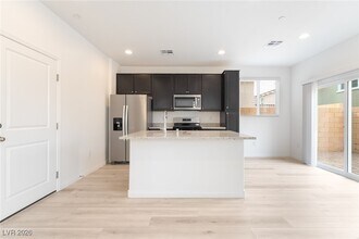 408 Grand Toccata St in Henderson, NV - Building Photo - Building Photo