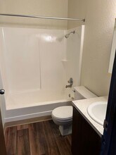 Orchard on the Green in Port Orchard, WA - Foto de edificio - Interior Photo