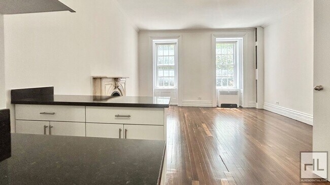 EAST 65 STREET in New York, NY - Building Photo - Building Photo
