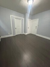 329 Columbia Ave, Unit 329 Columbia ave in Jersey City, NJ - Foto de edificio - Building Photo