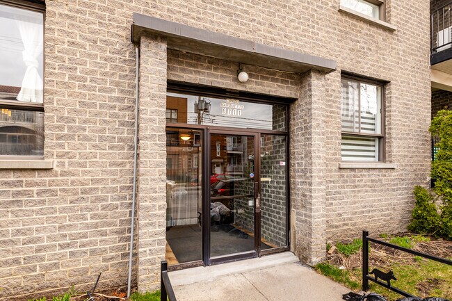 Condo Marquette in Montréal, QC - Building Photo - Building Photo