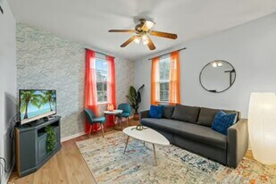 214 San Marco Ave in St. Augustine, FL - Building Photo