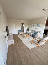 Five Point Residences in Los Angeles, CA - Building Photo - Building Photo