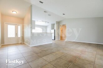 1618 Purple Ln in North Port, FL - Foto de edificio - Building Photo