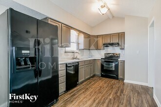 8418 NW 68th St in Kansas City, MO - Foto de edificio - Building Photo